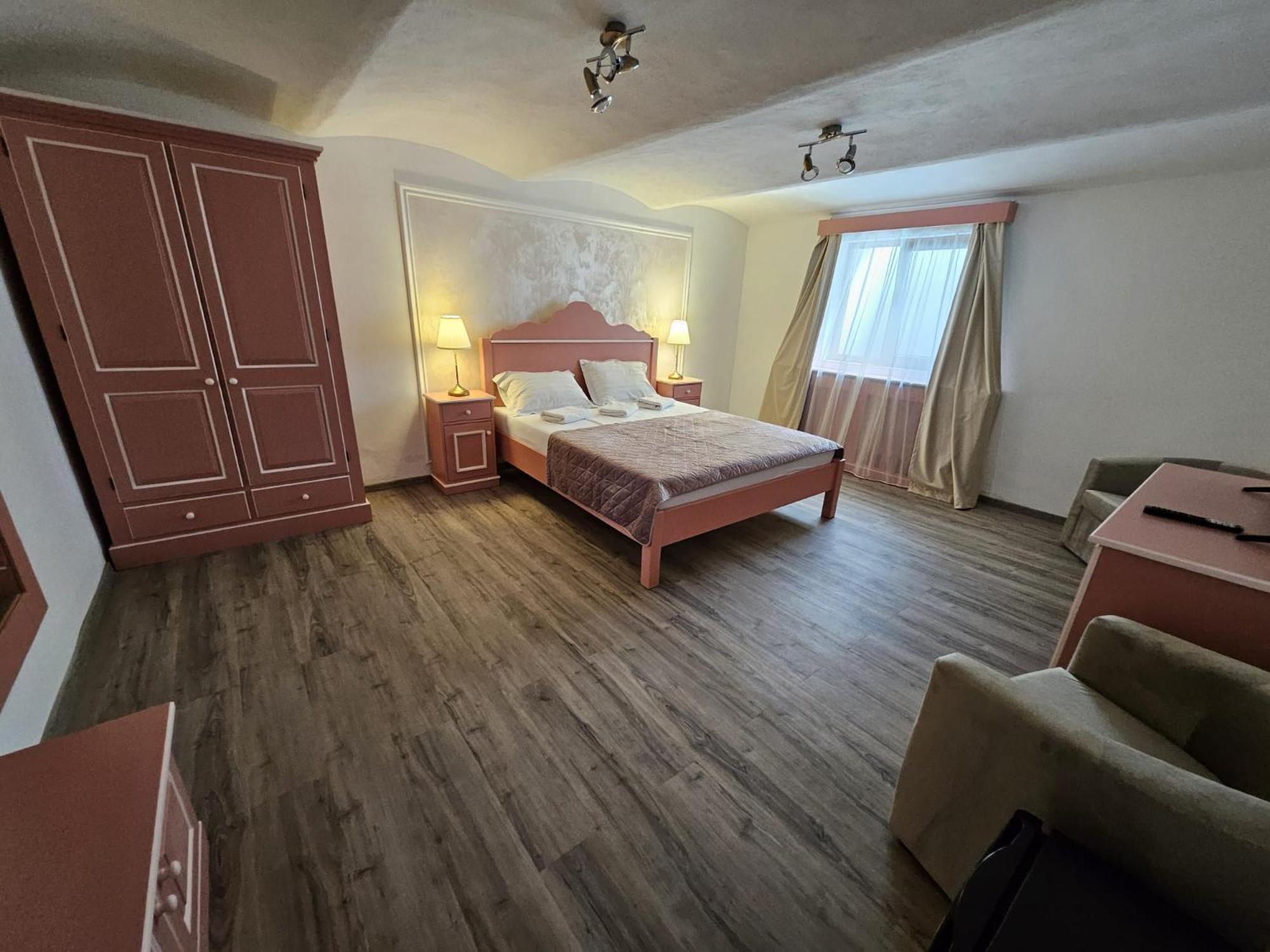 Casa Raduly - Apartament Demisol Сибиу Экстерьер фото